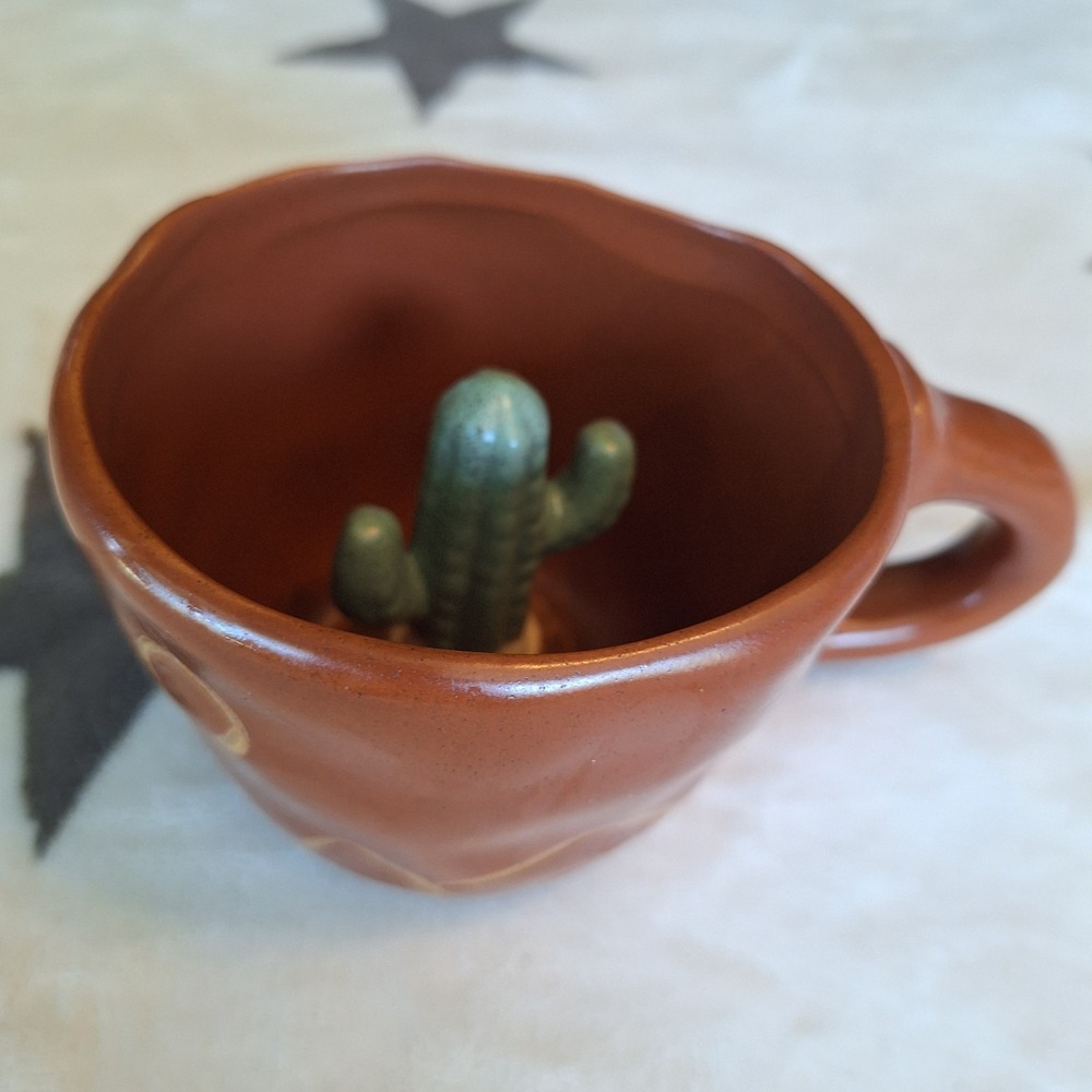 Urban Outfitters Peekaboo Ceramic Mug Cactus Southwest Surprise Inside Cup